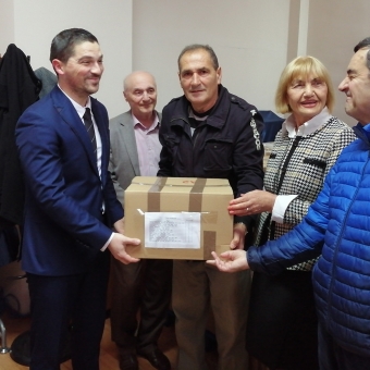 Подела пакета солидарне помоћи